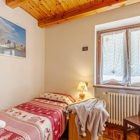 Casa Beatrice - Cour 0231 - Wifi, Parcheggio E Vista Montagna Courmayeur Exterior photo